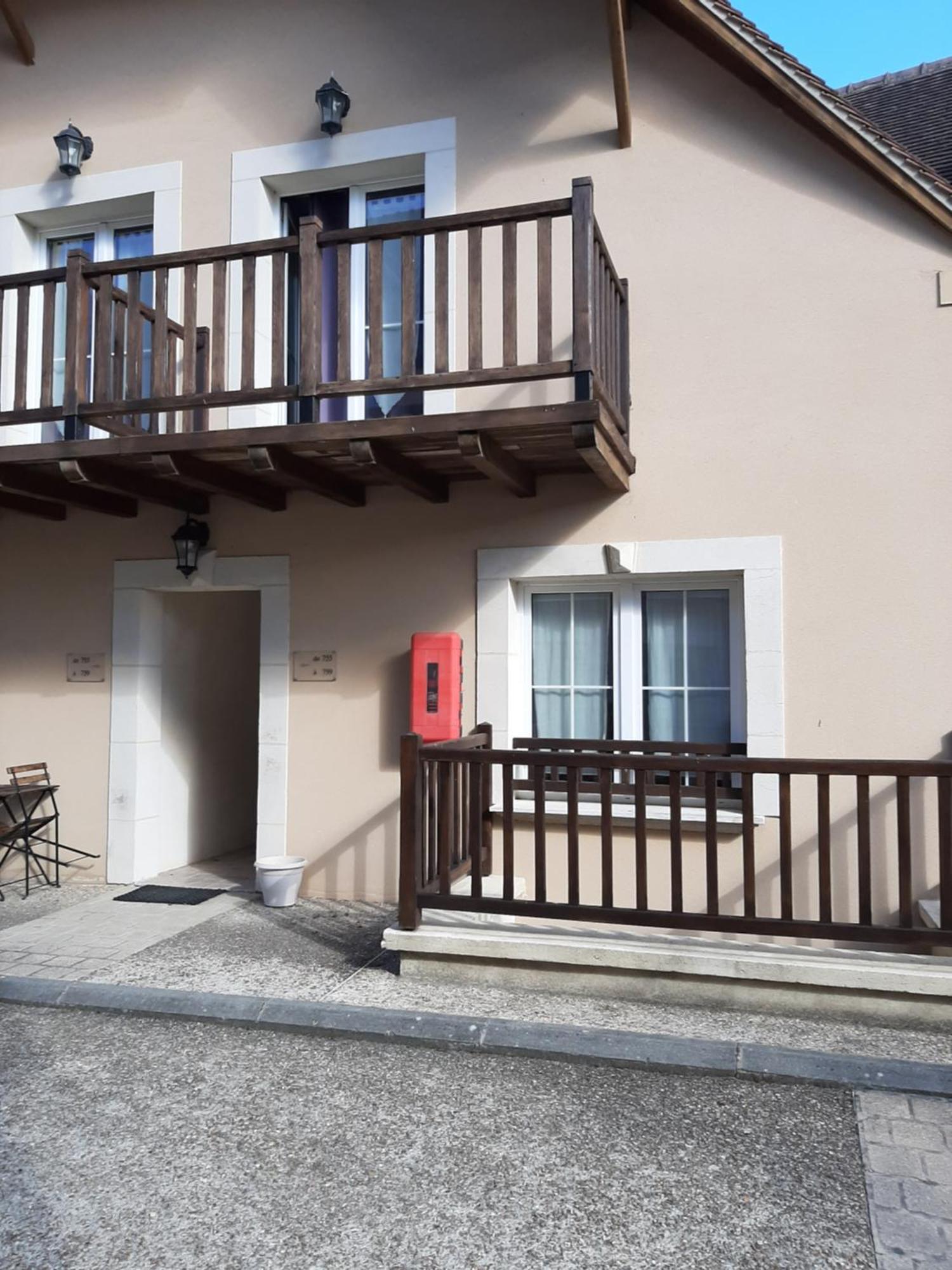 Le Haut-Val Residences Belleme Exteriör bild